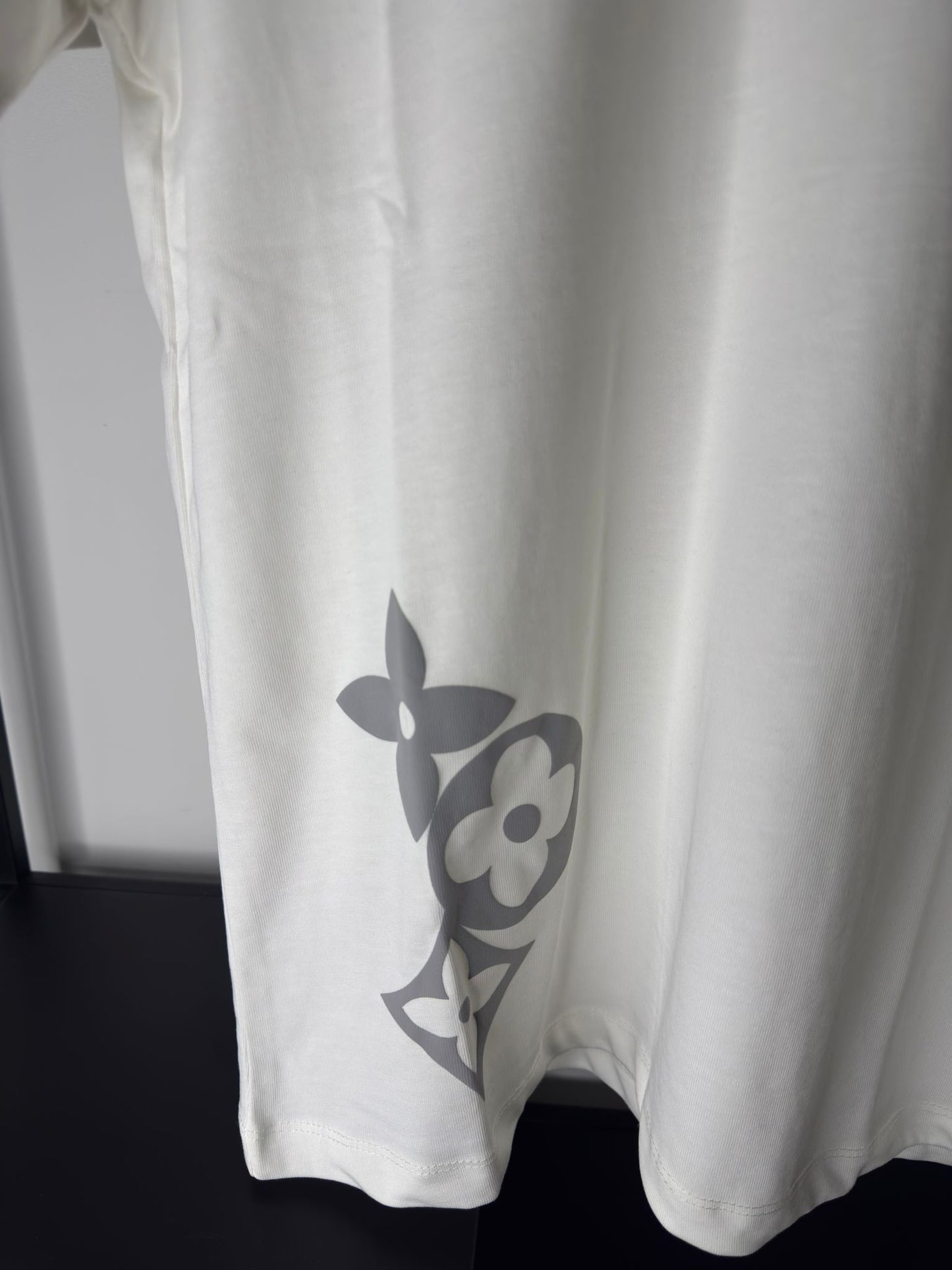 Louis Vuitton Cream Monogram T-Shirt – Pre-Loved
